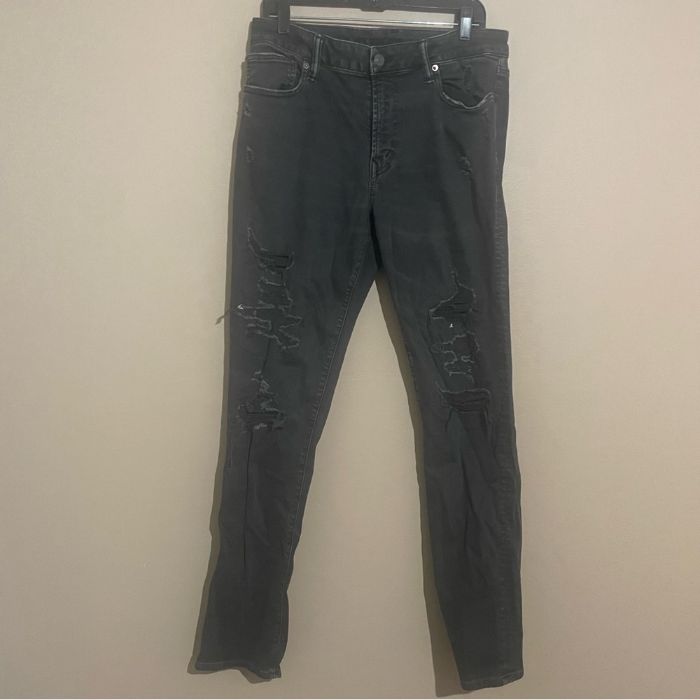 American Eagle Distressed Slim Men’s Jeans in Black